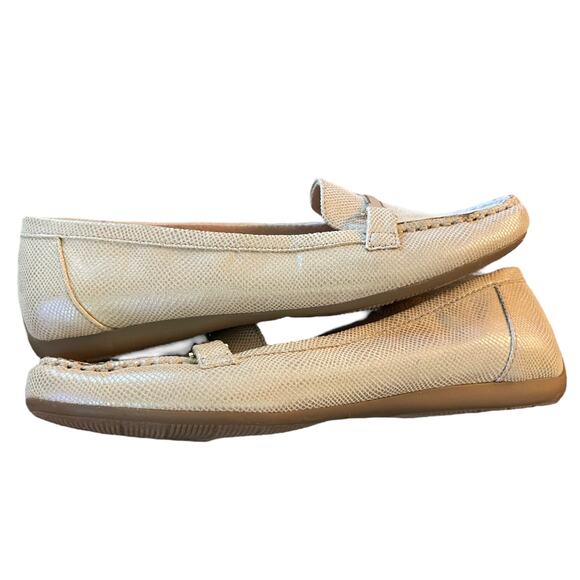 Naturalizer Slip On Sydney Loafer Beige Size 9 - Picture 3 of 8